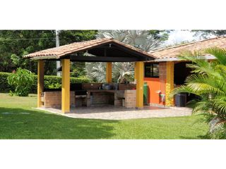 Foto 2 de VENTA DE FINCA EN SOPETRAN