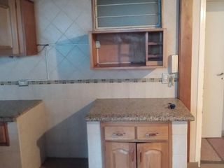 Foto 5 de PH en alquiler - 2 Dormitorios 1 Baño - Cochera - 83Mts2 - La Plata