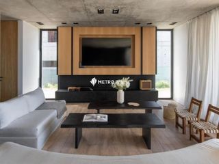 Foto 5 de Casa en Alquiler  con 4 habitaciones a la Laguna en Barbarita Tigre