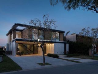Foto 2 de Casa en Alquiler  con 4 habitaciones a la Laguna en Barbarita Tigre