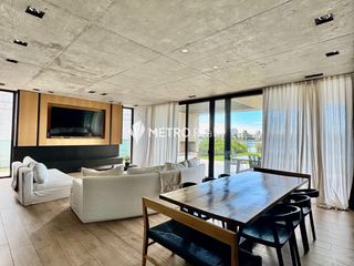 Foto 16 de Casa Amoblada en Alquiler  con 4 habitaciones a la Laguna en Barbarita Tigre