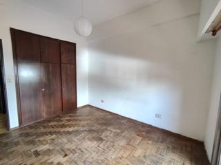 Foto 4 de Alquierl Departamento 2 ambientes en Quilmes