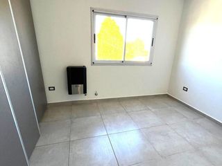 Foto 9 de Departamento en  Alquiler 2 dorm