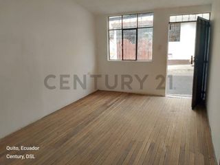Foto 12 de TERRENO CON CASA DE VENTA EN LA MENA2, SUR DE QUITO