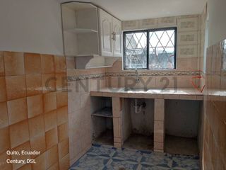 Foto 10 de TERRENO CON CASA DE VENTA EN LA MENA2, SUR DE QUITO
