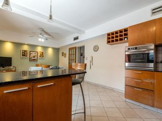 Foto 12 de VENTA/ALQUILER - Casa de 3 Dormitorios, patio, quincho y cochera. Echesortu, Rosario.