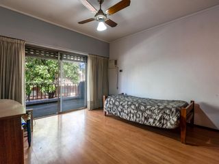 Foto 41 de VENTA/ALQUILER - Casa de 3 Dormitorios, patio, quincho y cochera. Echesortu, Rosario.