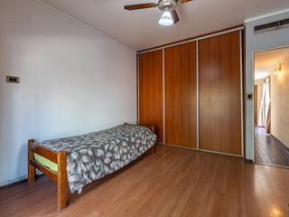 Foto 42 de VENTA/ALQUILER - Casa de 3 Dormitorios, patio, quincho y cochera. Echesortu, Rosario.