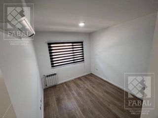 Foto 23 de Casa alquiler Confluencia Rural, 3 dormitorios (suite), 3 baños, jardín con parrilla y 2 cocheras