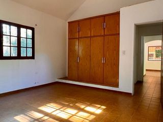 Foto 10 de Casa en V.G.B, 2 dormi, living/comedor, cocina/lavad, baño c/ante baño, parrilla y cochera, galpón