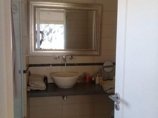 Foto 9 de Casa en venta - 3 Dormitorios 3 Baños - Cocheras - 360Mts2 - Dique Luján