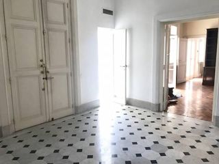 Foto 8 de Oportunidad!! USD 2.200 el m2 - 6 ambientes en Recoleta