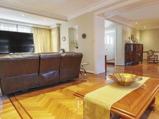 Foto 7 de Exclusiva residencia en Los Troncos