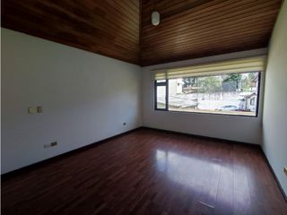 Foto 5 de Quito Tenis, Casa en renta, 280 m2, 2 hab, 4 baños, 1 parqueadero