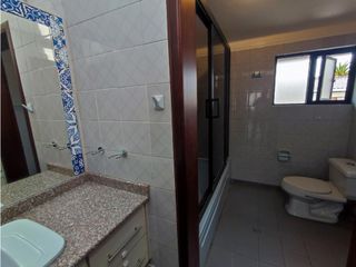 Foto 11 de Quito Tenis, Casa en renta, 280 m2, 2 hab, 4 baños, 1 parqueadero