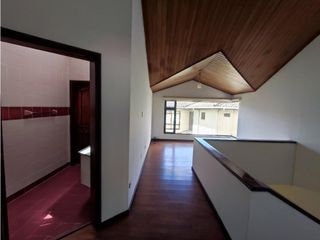 Foto 7 de Quito Tenis, Casa en renta, 280 m2, 2 hab, 4 baños, 1 parqueadero