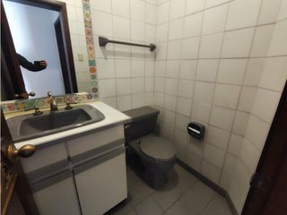 Foto 15 de Quito Tenis, Casa en renta, 280 m2, 2 hab, 4 baños, 1 parqueadero