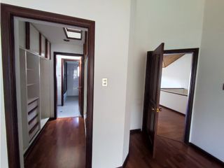 Foto 13 de Quito Tenis, Casa en renta, 280 m2, 2 hab, 4 baños, 1 parqueadero