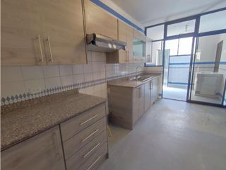 Foto 2 de Quito Tenis, Casa en renta, 280 m2, 2 hab, 4 baños, 1 parqueadero