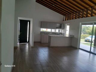 Foto 15 de Casa Sector Club Campestre Arriendo