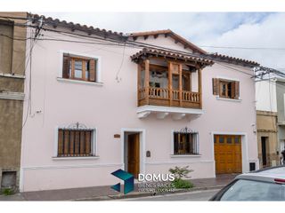 Foto 1 de VENTA CASA ZONA CENTRO - URQUIZA AL 100