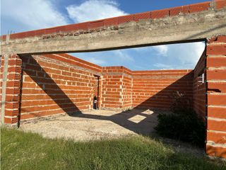 Foto 7 de Lote en Barrio El Chañar II con construcción a terminar.
