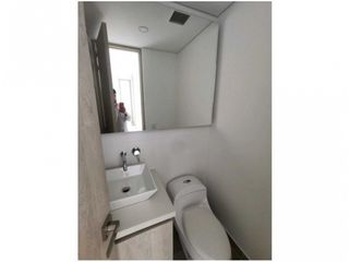 Foto 11 de Apartamento para la venta en Envigado Loma de las Brujas
