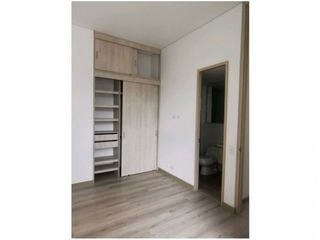 Foto 12 de Apartamento para la venta en Envigado Loma de las Brujas
