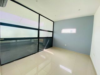 Foto 10 de ARRIENDO OFICINA EN EDIFICIO PLAZA BORDEAUX