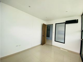 Foto 5 de ARRIENDO OFICINA EN EDIFICIO PLAZA BORDEAUX