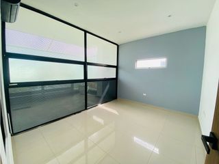Foto 8 de ARRIENDO OFICINA EN EDIFICIO PLAZA BORDEAUX