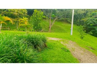 Foto 5 de Maat vende lote en condominio Villeta  6.400 m2 $720Millones