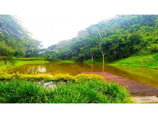 Foto 1 de Maat vende lote en condominio Villeta  6.400 m2 $720Millones