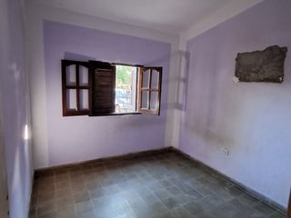 Foto 7 de CASA DE 2 DORMITORIOS MAS UNA CONSTRUCCION HASTA LA ALTURA DEL DINTEL