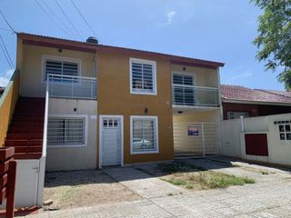 Foto 2 de Departamento Tipo Casa en alquiler en Santa Teresita