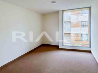 Foto 5 de Casa VIP en venta de oportunidad - Av. Simón Bolívar