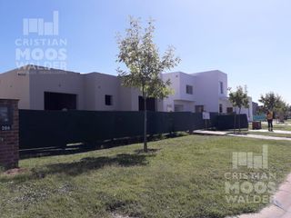 Foto 5 de Casa en venta - Villanueva barrio San Gabriel.