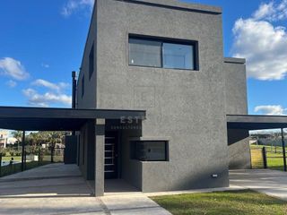 Foto 2 de Casa en venta, 3 dormitorios. Barrio Cerrado, Escobar, G.B.A. Zona Norte