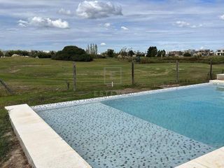 Foto 8 de Casa en venta a la Cancha de Golf sobre la Herradura. El Canton. Escobar