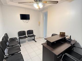 Foto 1 de ALQUILER de 2 consultorios médicos amoblados en Balcarce al 400, Barrio Norte, SMT