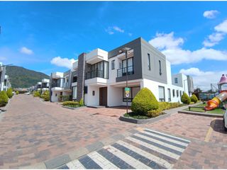 Foto 1 de Arriendo casa en conjunto cerrado Cota $ 4.000.000