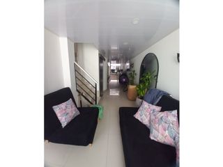 Foto 1 de Venta de casa en Santa Monica norte