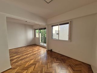 Foto 4 de Departamento en  Alquiler de tres ambientes en plaza Las Heras