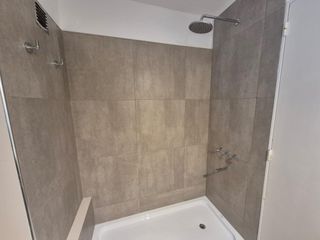 Foto 10 de Departamento en  Alquiler de tres ambientes en plaza Las Heras