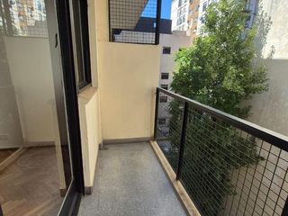 Foto 6 de Departamento en  Alquiler de tres ambientes en plaza Las Heras