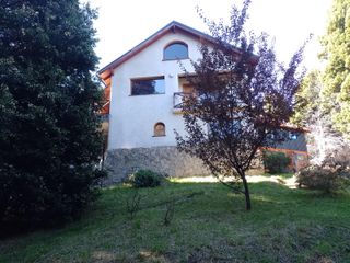 Foto 5 de GRAN OPORTUNIDAD!! Amplia Casa en Llao Llao