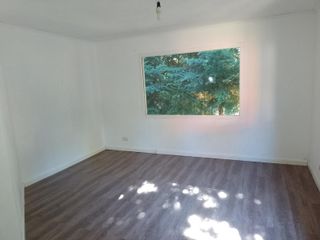 Foto 77 de GRAN OPORTUNIDAD!! Amplia Casa en Llao Llao