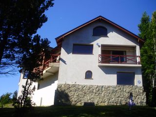 Foto 3 de GRAN OPORTUNIDAD!! Amplia Casa en Llao Llao