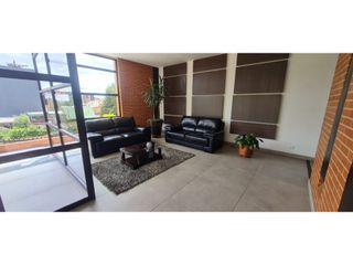 Foto 10 de RENTO ESTUDIO SEMIAMOBLADO 50M2 + BALCON - CHAPINERO ALTO