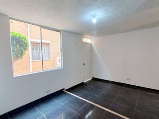 Foto 3 de VENTA de CASAS en MADRID